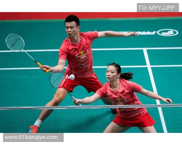 深入分析上海羽毛球队独特的防守策略与战术运用