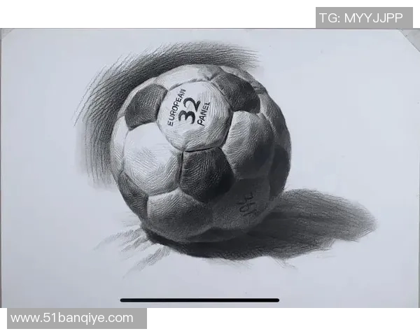 简单易学的足球明星手绘素描技巧与步骤分享