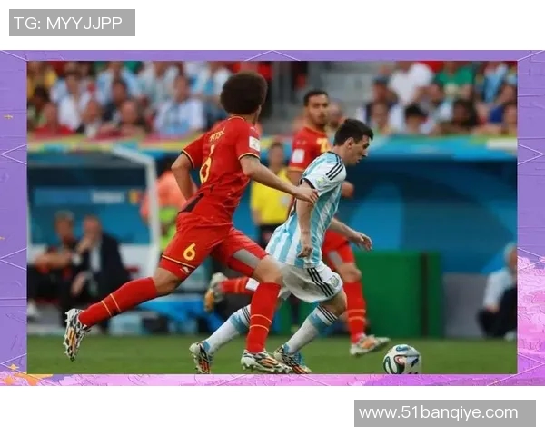 四名足球明星的传奇故事与他们对足球的热爱与奉献