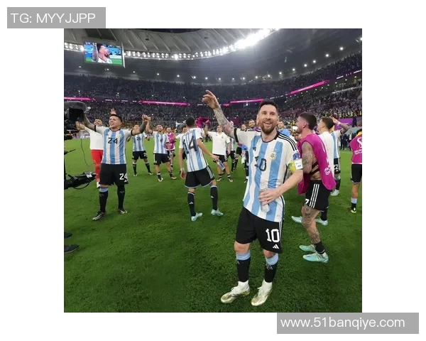 梅西与足球明星的传奇故事：从青涩少年到世界之巅的辉煌历程